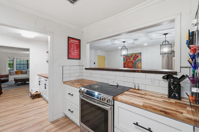 2013 Creekwood, Conway, AR 72032