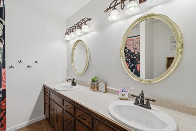 2013 Creekwood, Conway, AR 72032