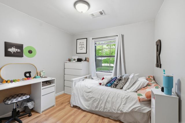 2013 Creekwood, Conway, AR 72032