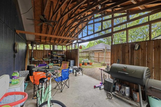 2013 Creekwood, Conway, AR 72032