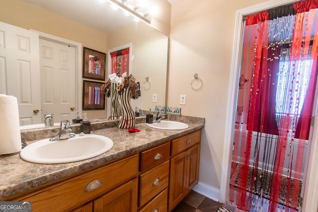 109 Laketrail Drive, Griffin, GA 30223