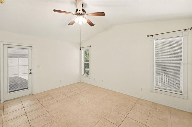 447 DIXIE HIGHWAY, Tarpon Springs, FL 34689