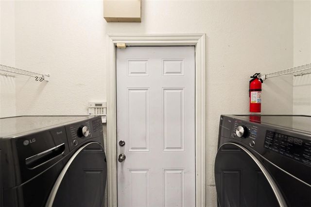 447 DIXIE HIGHWAY, Tarpon Springs, FL 34689