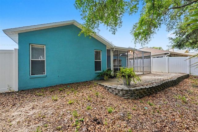 447 DIXIE HIGHWAY, Tarpon Springs, FL 34689