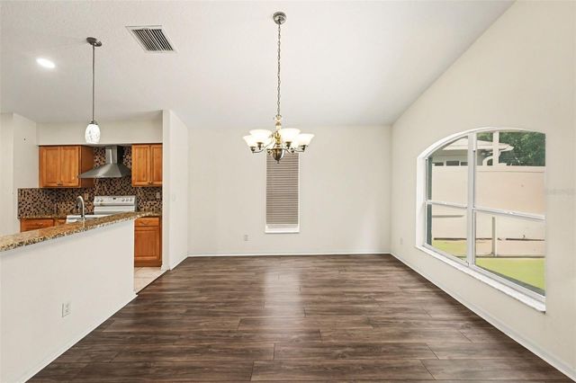 447 DIXIE HIGHWAY, Tarpon Springs, FL 34689