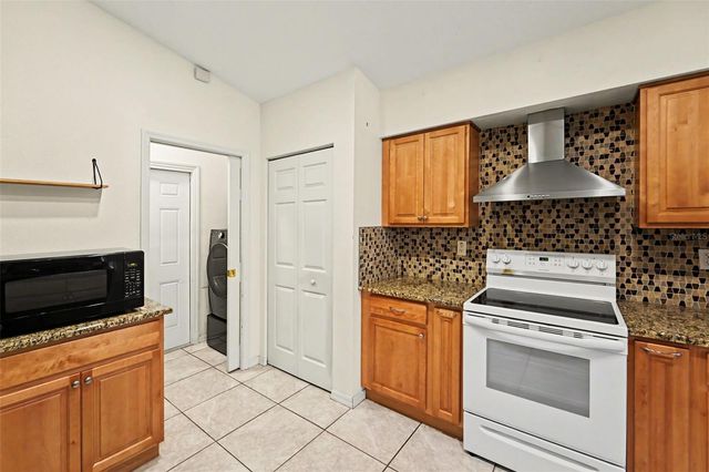 447 DIXIE HIGHWAY, Tarpon Springs, FL 34689