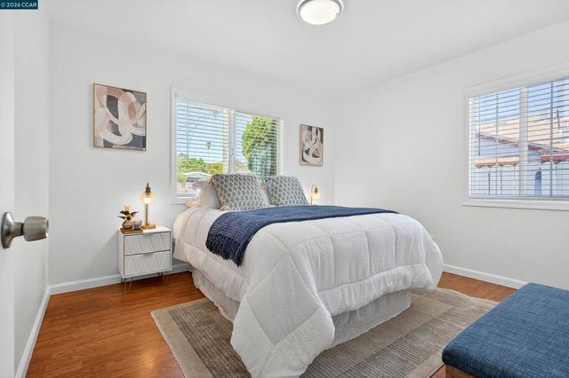 1331 Carlson Blvd, Richmond, CA 94804