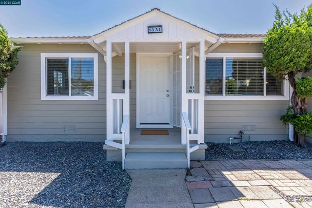 1331 Carlson Blvd, Richmond, CA 94804