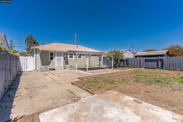 1331 Carlson Blvd, Richmond, CA 94804