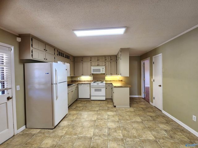 6107 Trailwood Drive, Huntsville, AL 35811