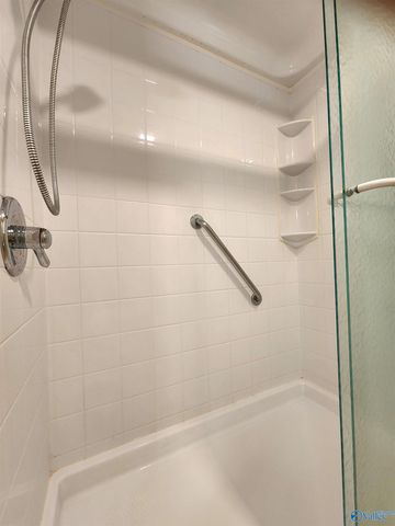 6107 Trailwood Drive, Huntsville, AL 35811