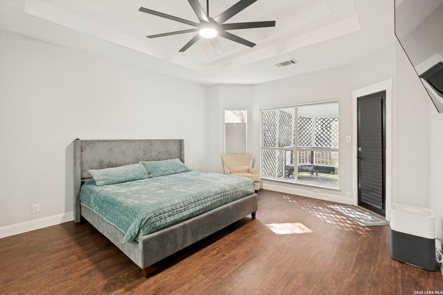 2817 Valencia Ln, Schertz, TX 78154