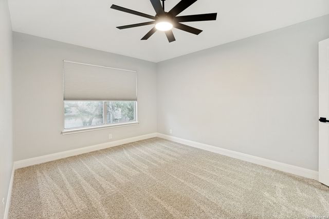 2817 Valencia Ln, Schertz, TX 78154