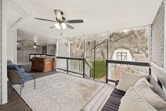 2817 Valencia Ln, Schertz, TX 78154