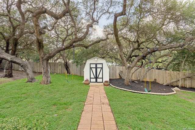 2817 Valencia Ln, Schertz, TX 78154