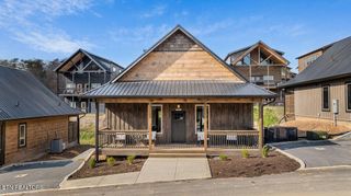 571 Warbonnet Way, Sevierville, TN 37863