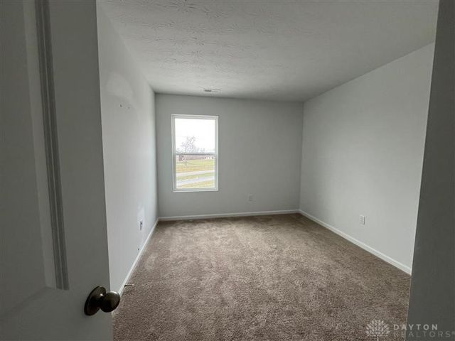 2027 Ivy Road, Clayton, OH 45315