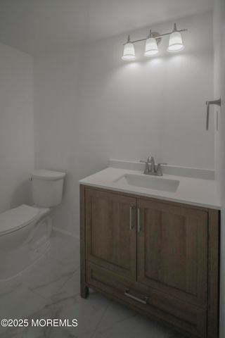 125 N Shore Road, Marmora, NJ 08223