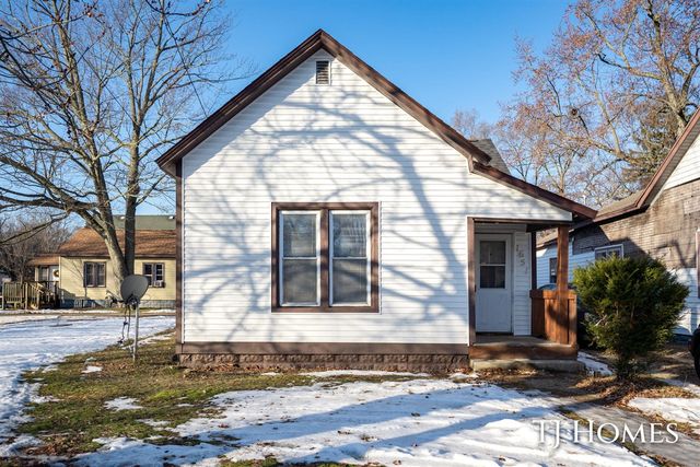 1651 Smith Street, Muskegon, MI 49442