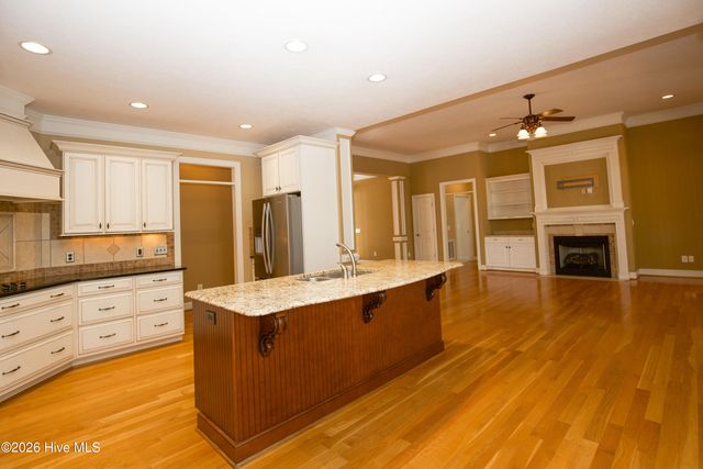 16 Montrose Court, Pinehurst, NC 28374