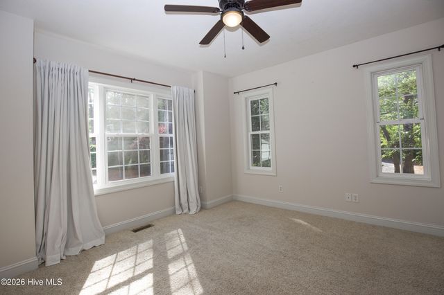 16 Montrose Court, Pinehurst, NC 28374