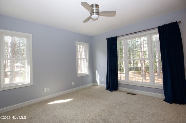 16 Montrose Court, Pinehurst, NC 28374