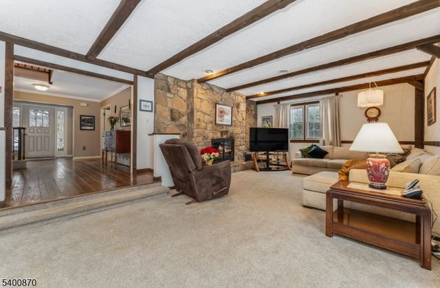 19 Lexington Road, Clinton Twp., NJ 08801