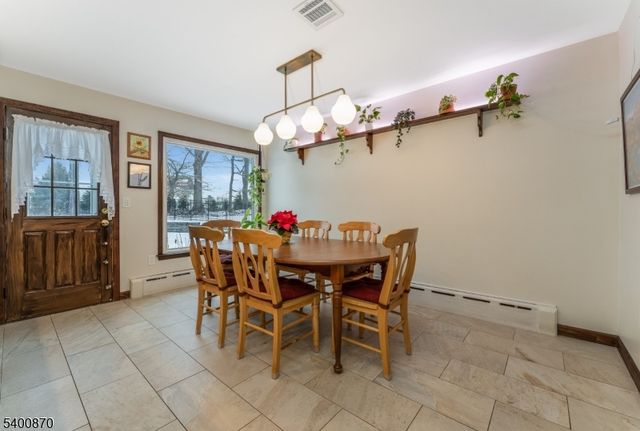 19 Lexington Road, Clinton Twp., NJ 08801