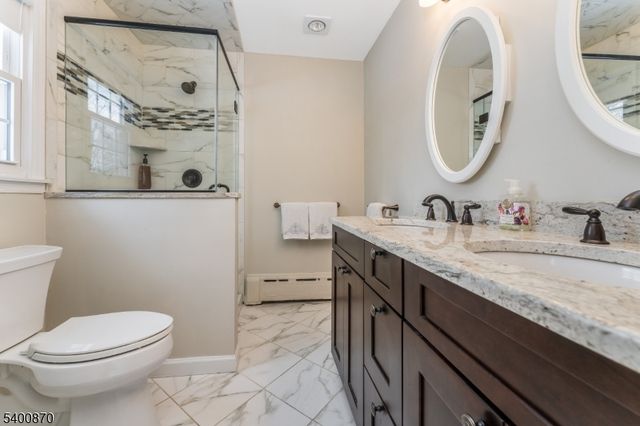 19 Lexington Road, Clinton Twp., NJ 08801