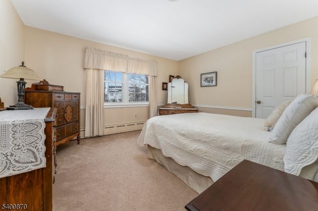 19 Lexington Road, Clinton Twp., NJ 08801