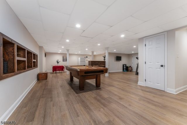 19 Lexington Road, Clinton Twp., NJ 08801