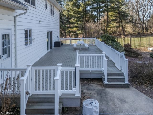 19 Lexington Road, Clinton Twp., NJ 08801