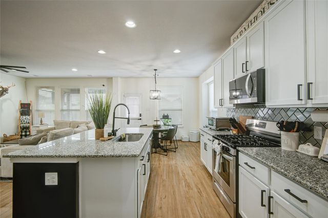 5312 Latigo Court, Alvin, TX 77511