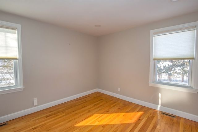 11 Nevins Ave, Longmeadow, MA 01106