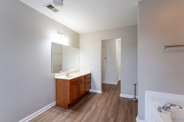 28208 Chasebrook Drive, Harvest, AL 35749