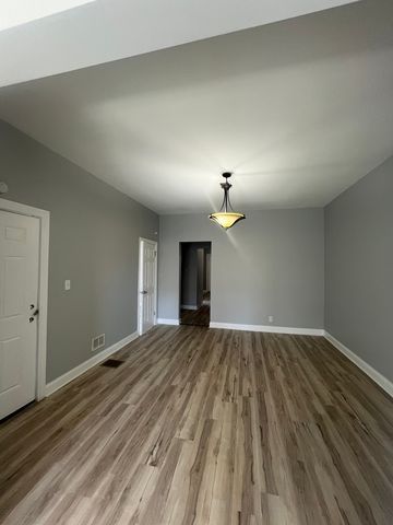 7349 S Evans Avenue 2, Chicago, IL 60619