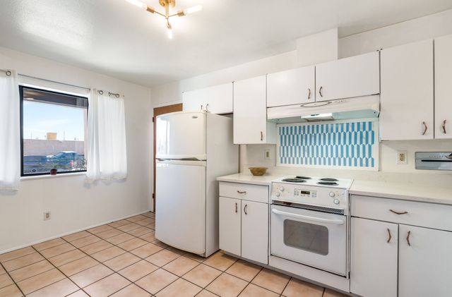 2833 Siringo Road, Santa Fe, NM 87507