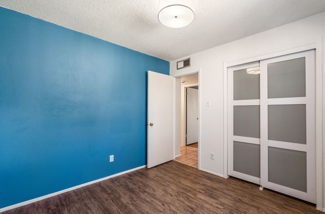 2833 Siringo Road, Santa Fe, NM 87507