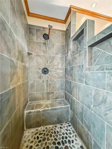 11172 Eventide LN, Gloucester, VA 23061