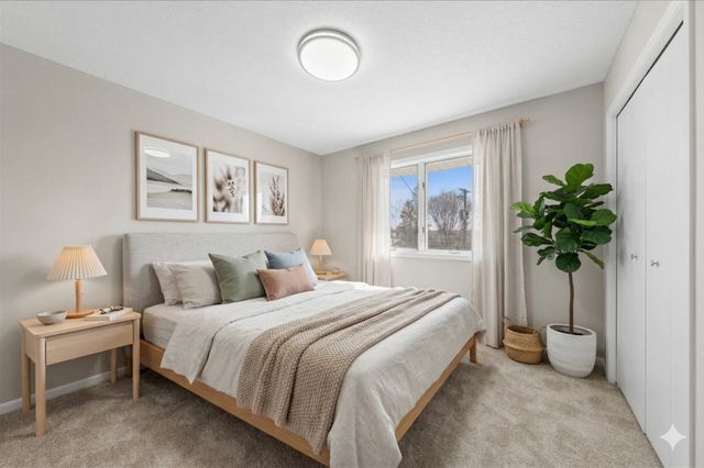 235 14th Avenue S, South Saint Paul, MN 55075