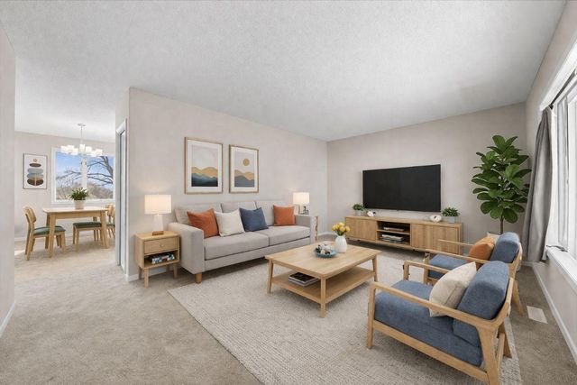 235 14th Avenue S, South Saint Paul, MN 55075