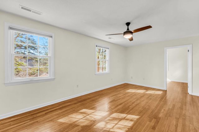 621 Fort Johnson Road, Charleston, SC 29412