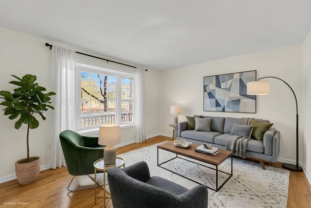 621 Fort Johnson Road, Charleston, SC 29412