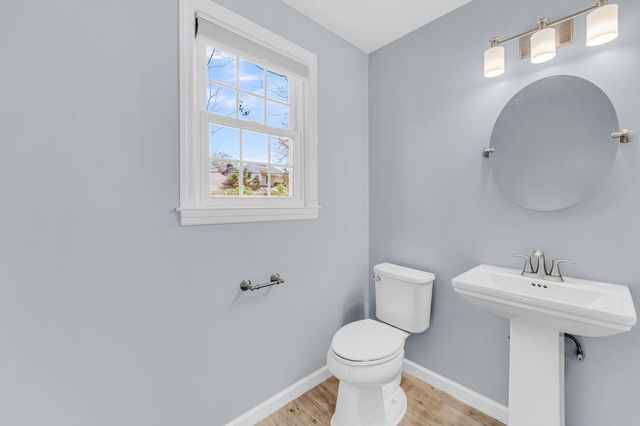 621 Fort Johnson Road, Charleston, SC 29412