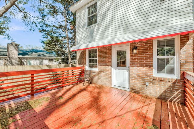 621 Fort Johnson Road, Charleston, SC 29412