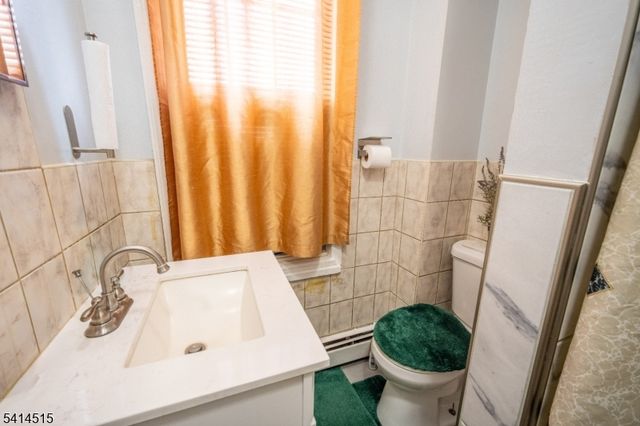 108 Hollywood Ave, East Orange City, NJ 07018