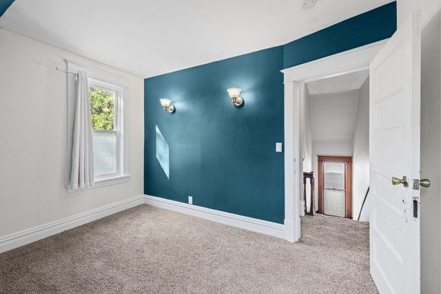 909 Sherburne Avenue, Saint Paul, MN 55104