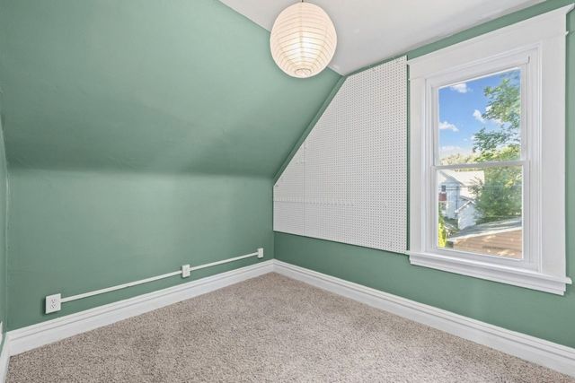 909 Sherburne Avenue, Saint Paul, MN 55104