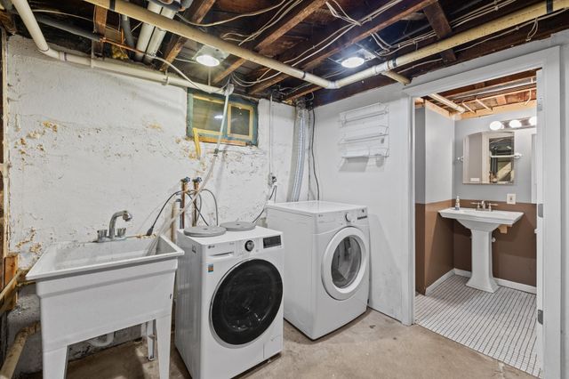 909 Sherburne Avenue, Saint Paul, MN 55104
