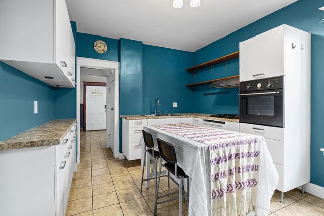 909 Sherburne Avenue, Saint Paul, MN 55104